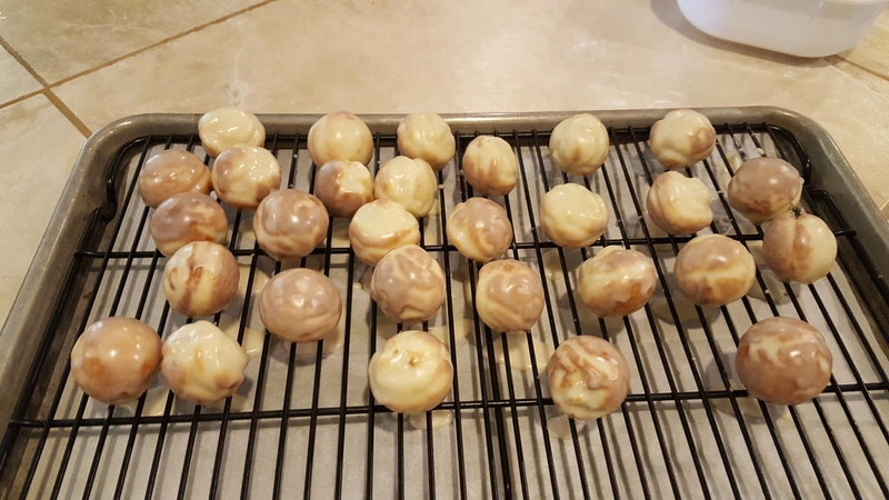 GF Donut Holes cinn-sugar